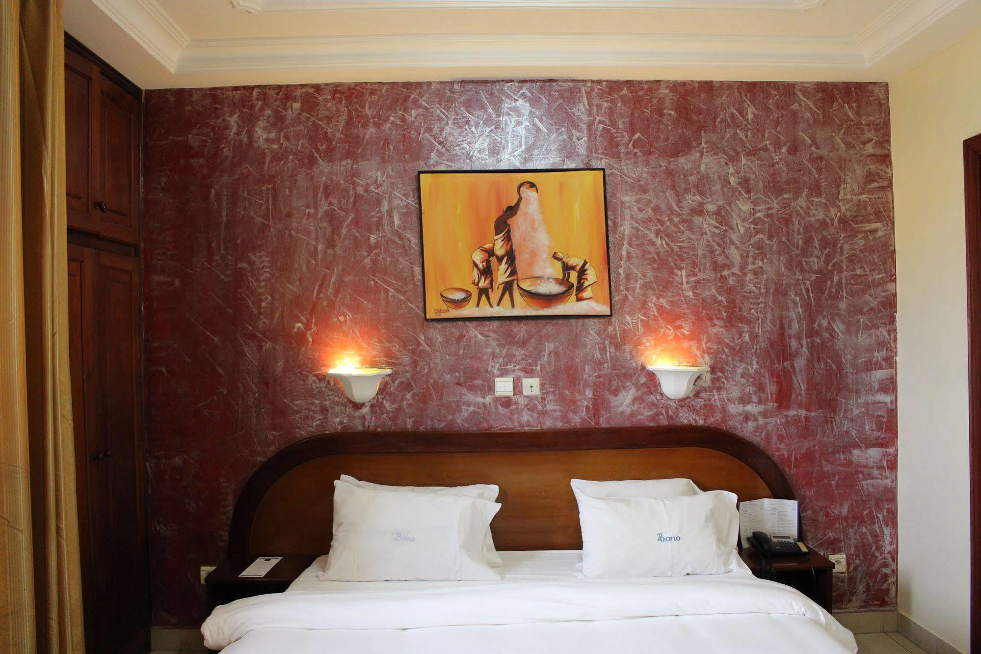 Bano Palace Hotel 두알라 외부 사진